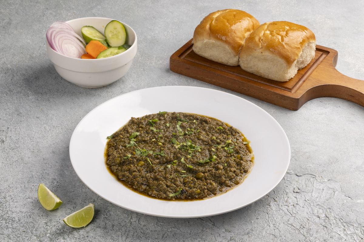Keema Pav